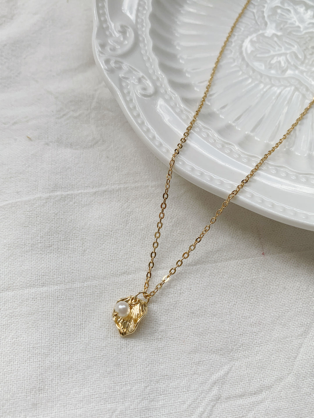 Tiny Pearl Leaf Gold Plated Bridesmaids Jewelry Set