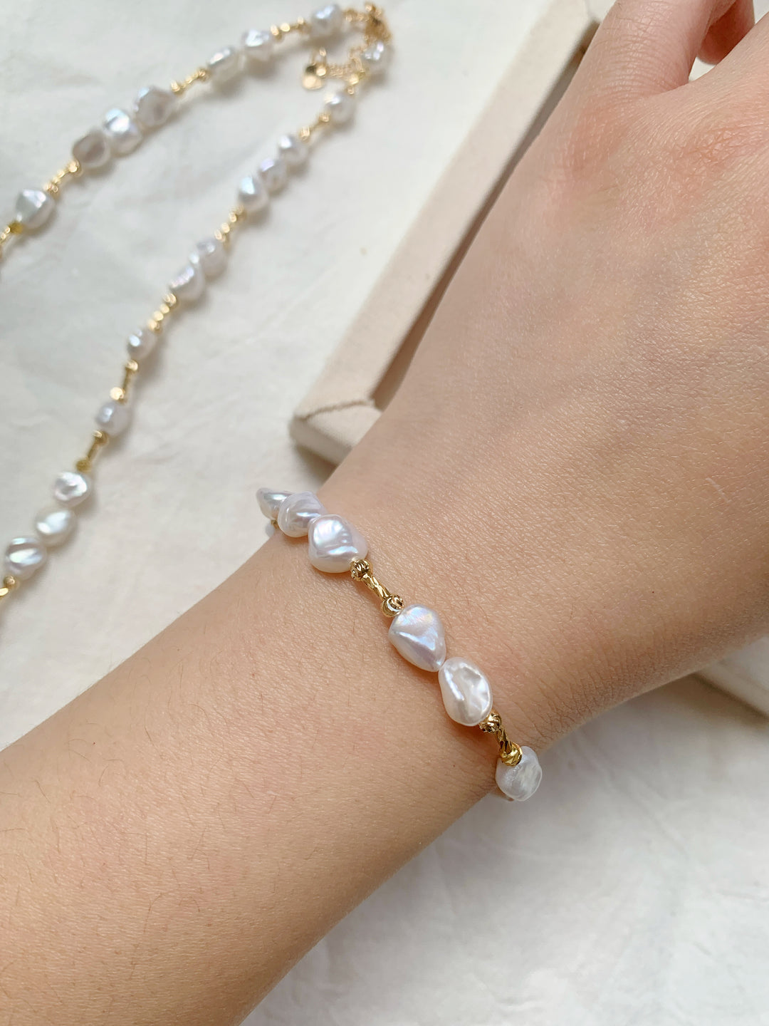 Élise Baroque Pearl Jewelry Set