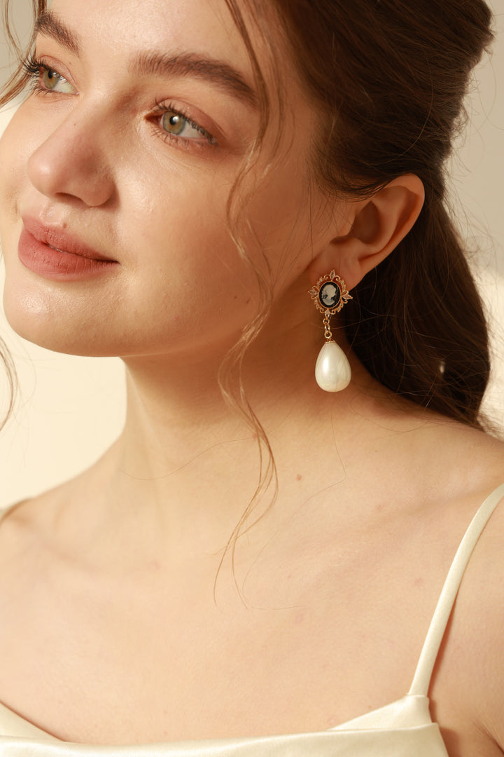 Vintage Large Pearls Cameo Earrings