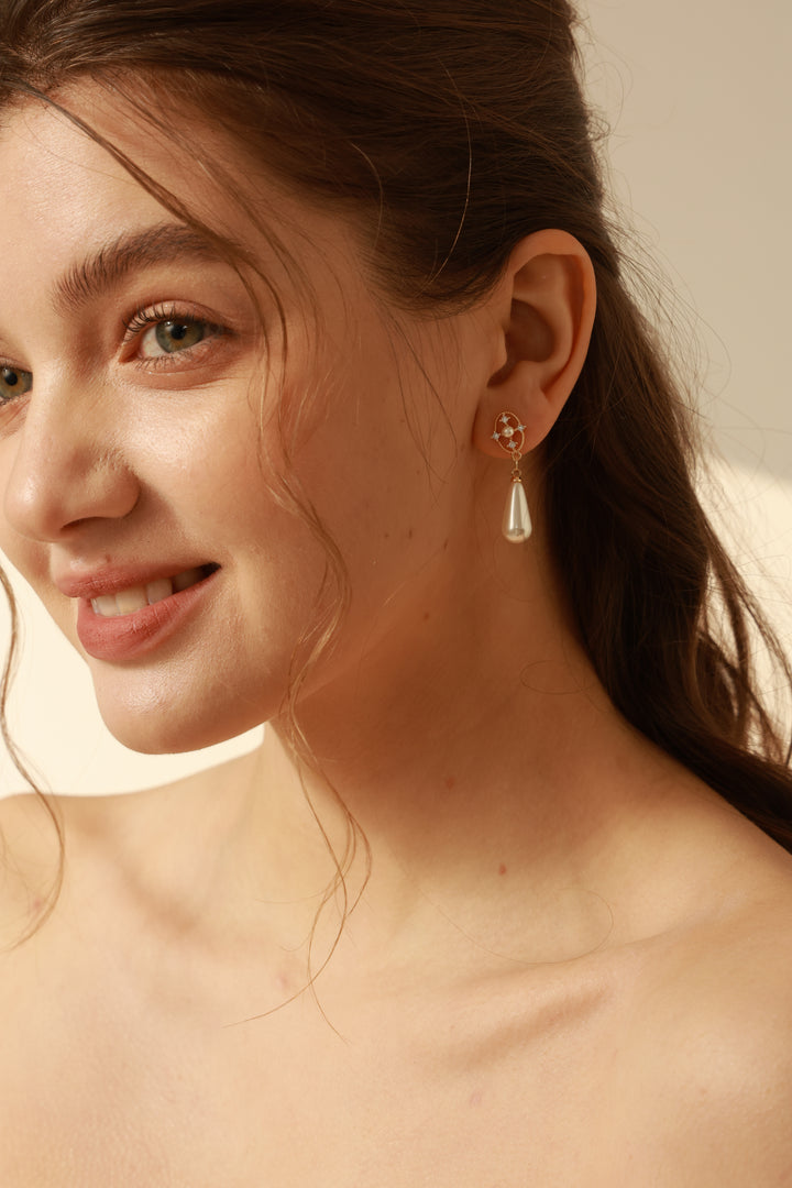 Starlight Vintage Style Teardrop Pearl Bridal Drop Earrings