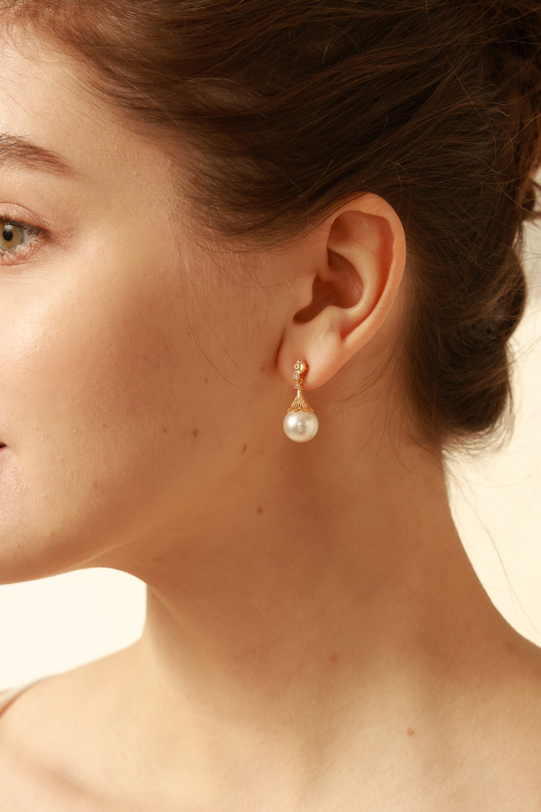 Vintage Style Round Pearl Drop Bridal Earrings