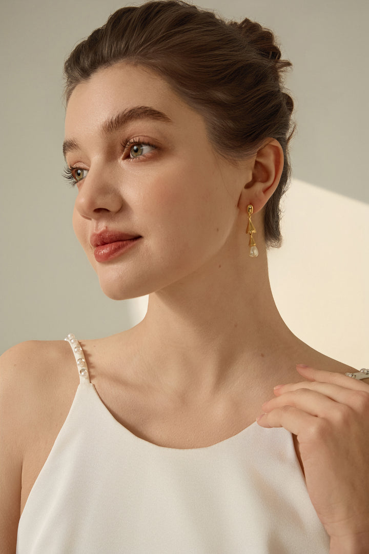 Vintage Teardrop Pearl Bridal Drop Earrings