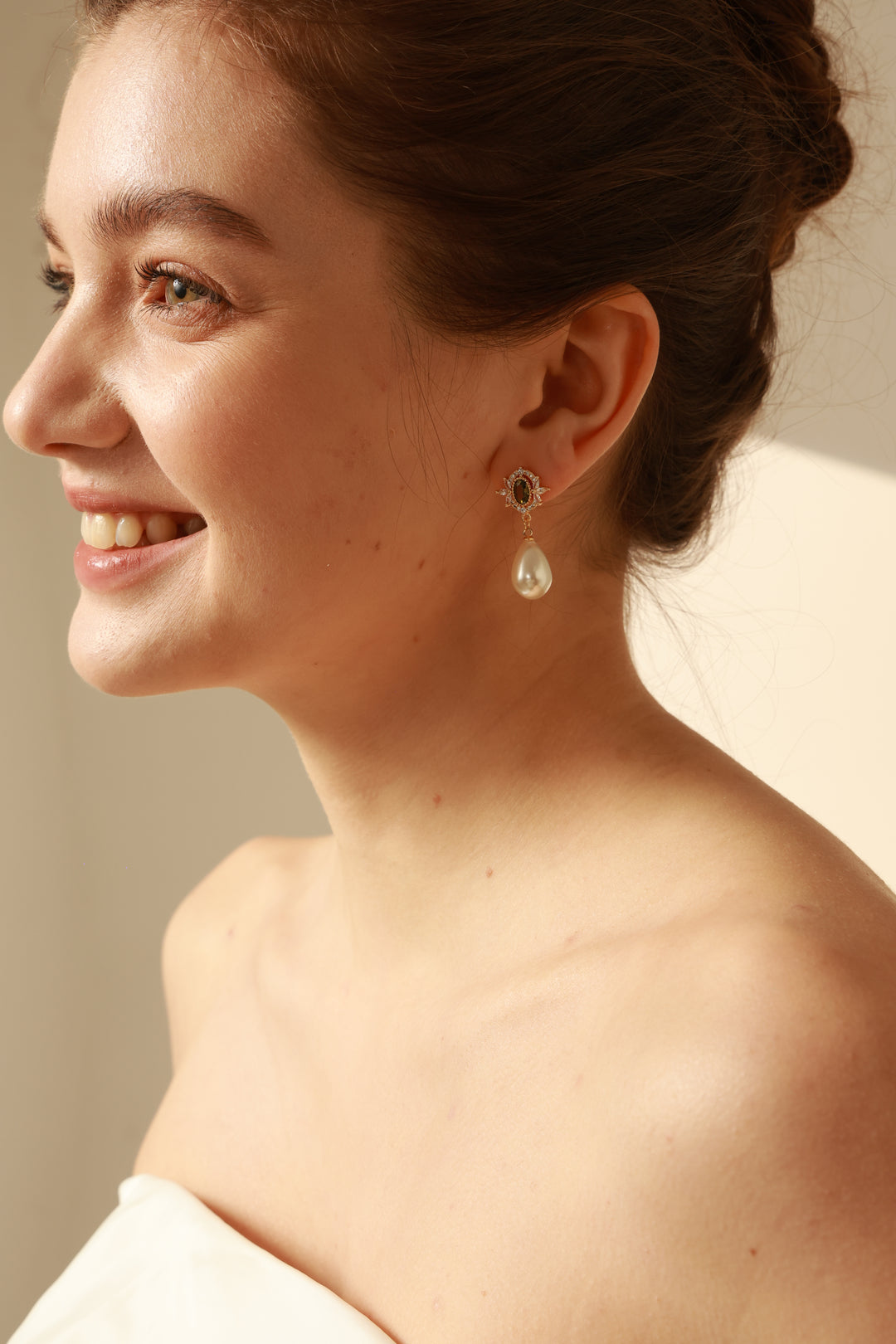 Vintage Green Zircon Pearl Earrings