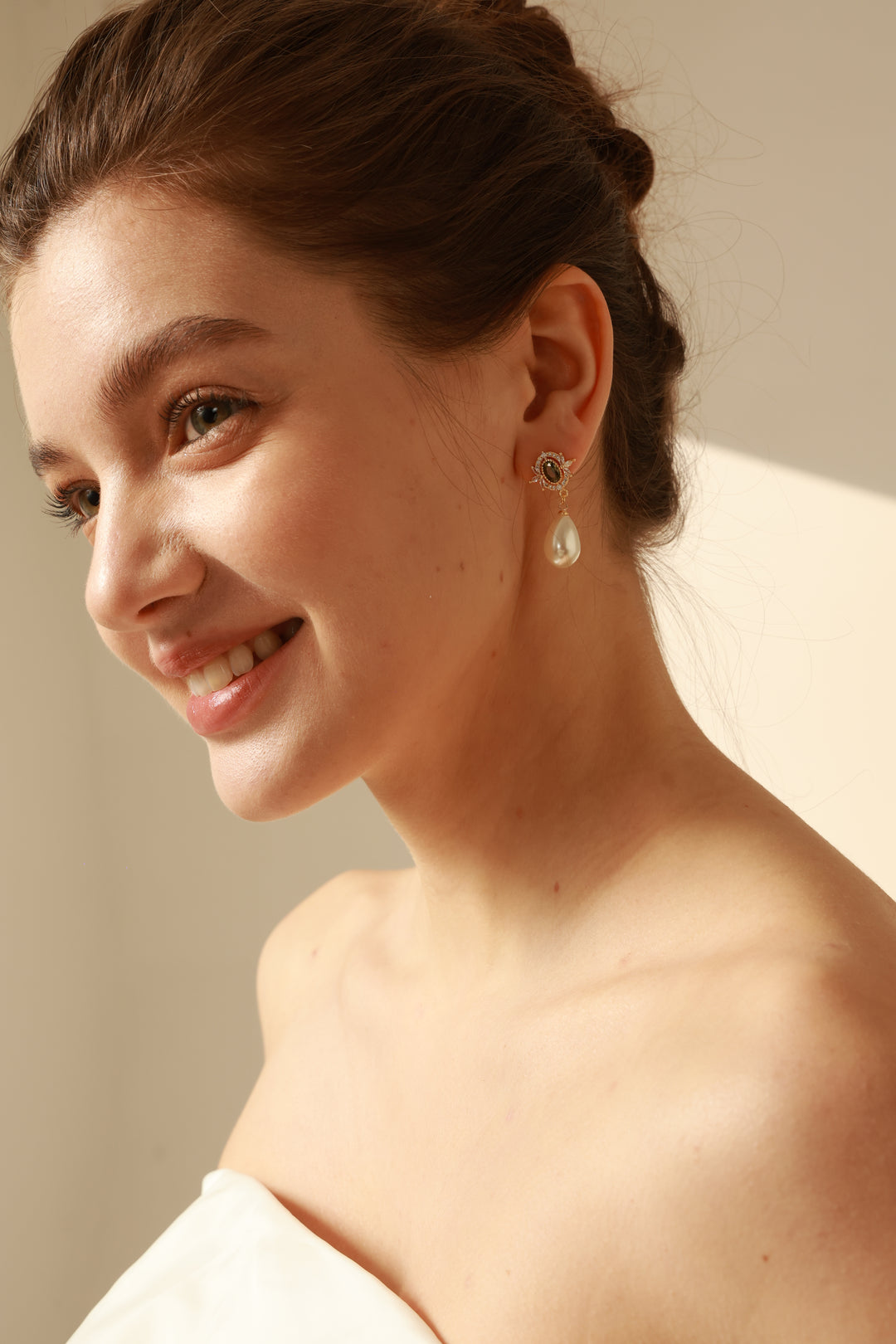 Vintage Green Zircon Pearl Earrings