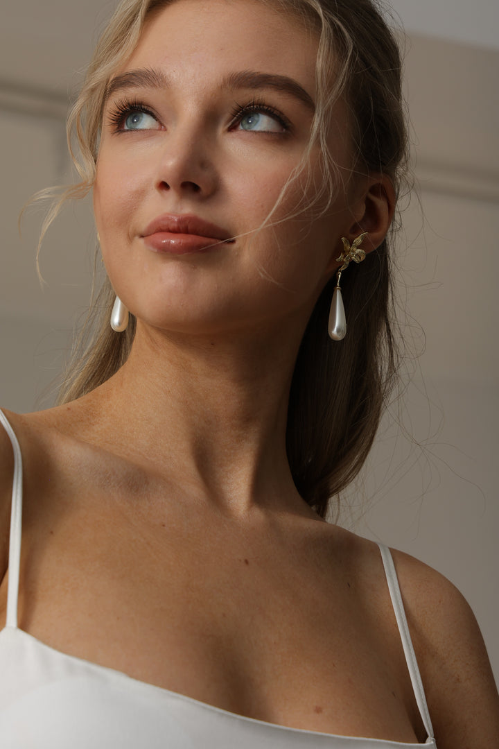 Vintage Floral Pearl Drop Earrings