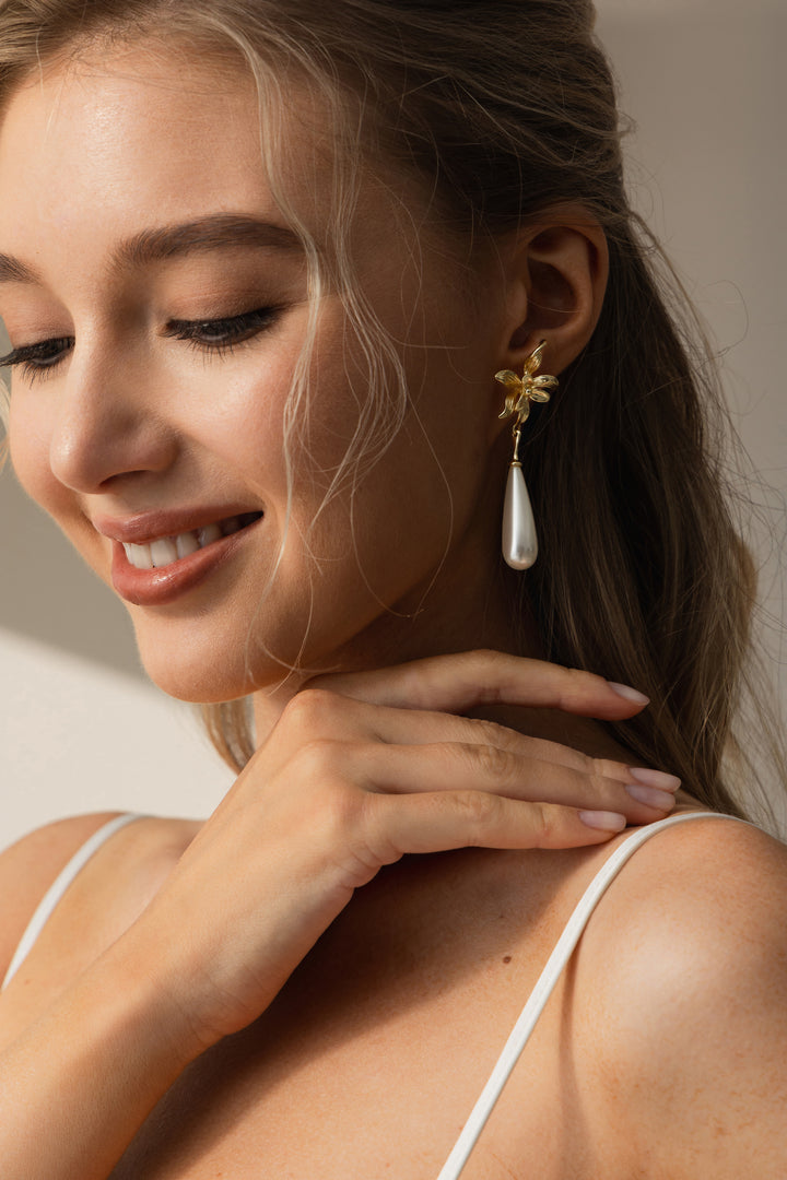 Vintage Floral Pearl Drop Earrings