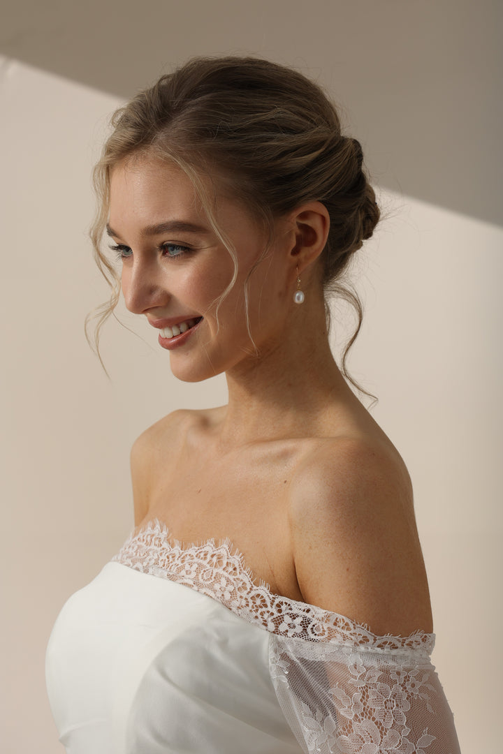 Classic Teardrop Pearl Bridal Earrings Wedding