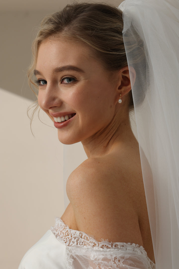Classic Tiny Rice Pearl Bridesmaids Stud