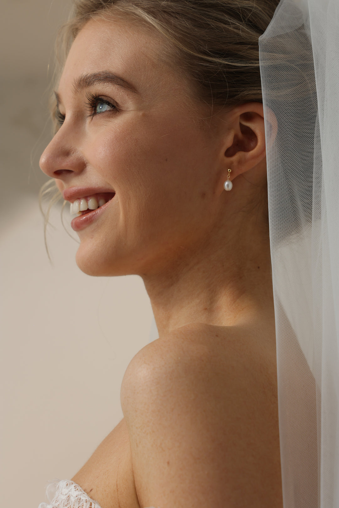 Classic Tiny Rice Pearl Bridesmaids Stud