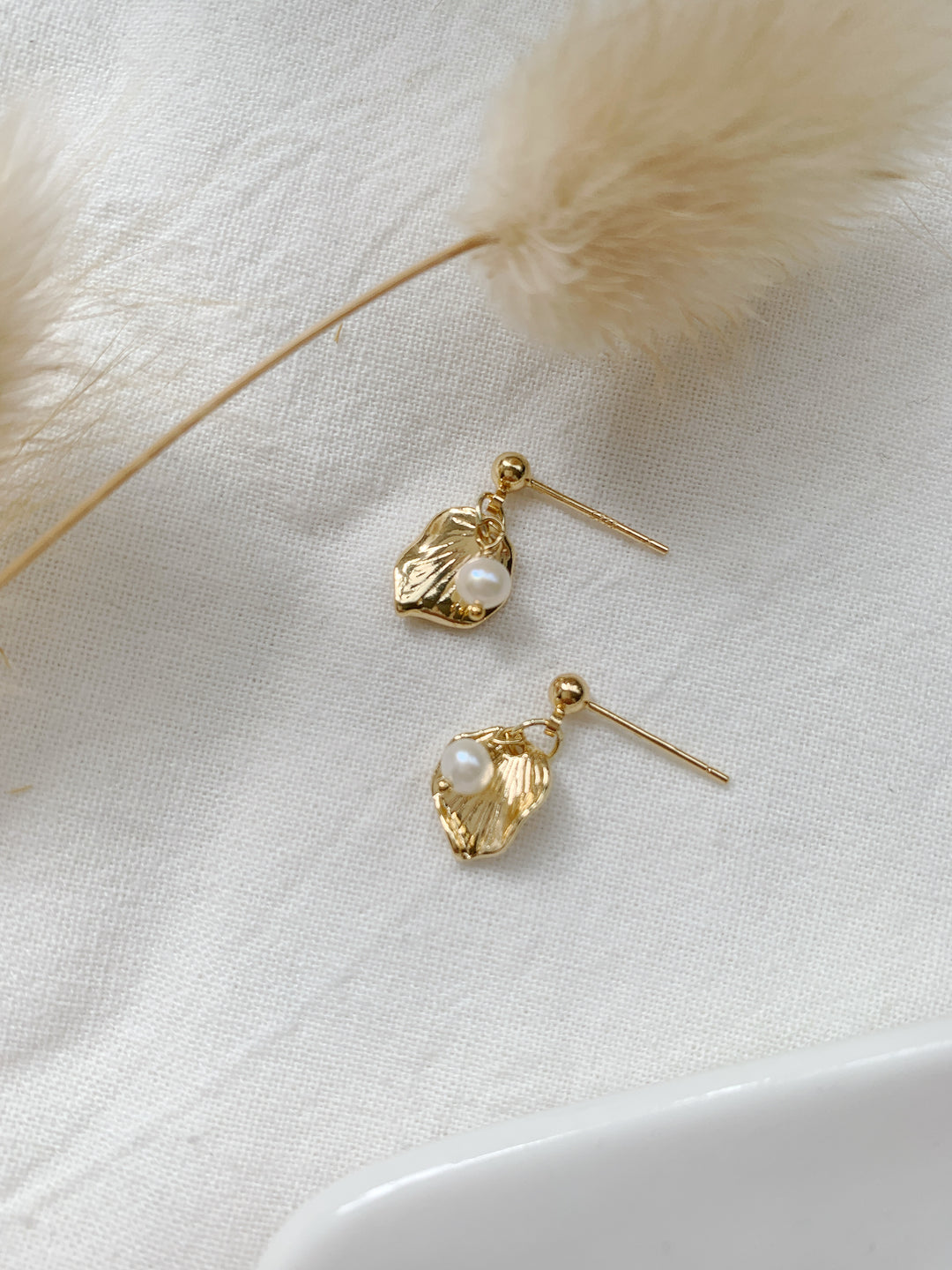 Tiny Pearl Leaf Gold Plated Bridesmaids Jewelry Set