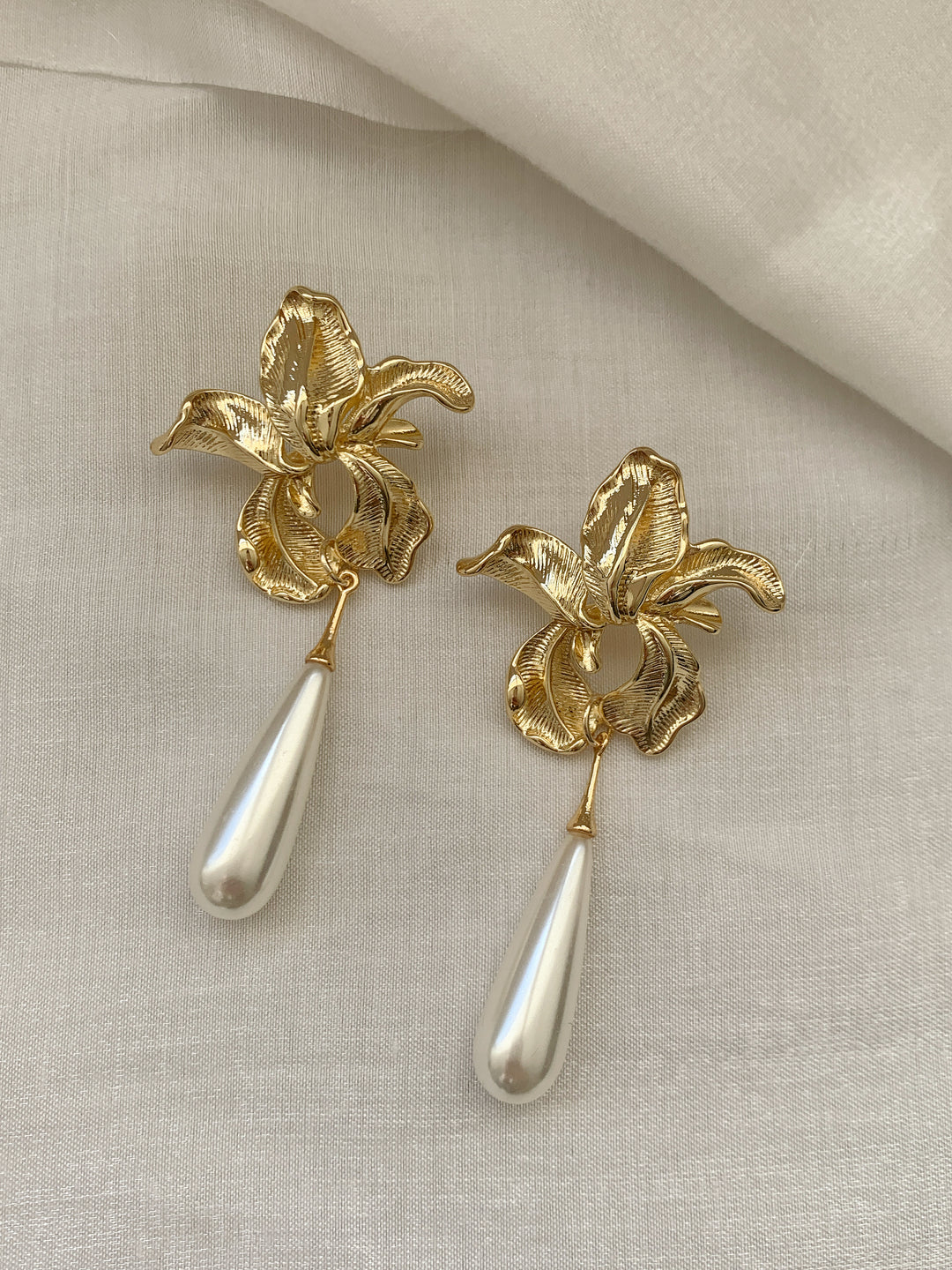 Vintage Dramatic Floral Long Earrings