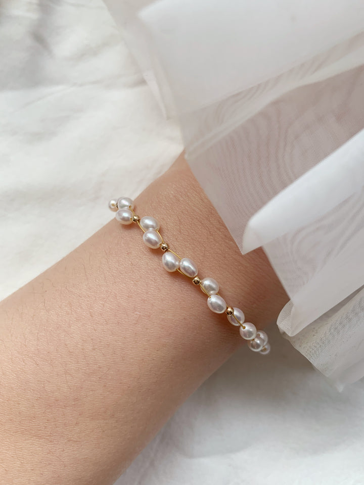 Dainty Rice Pearl Braided Bracelets