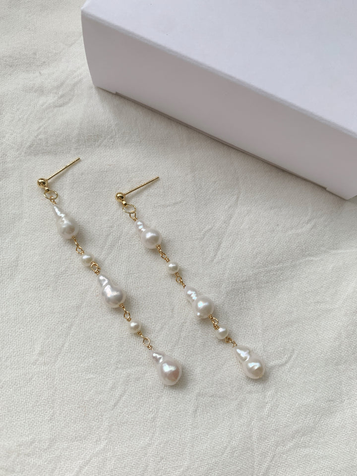 Solène Baroque Pearl Bridal Jewelry Set