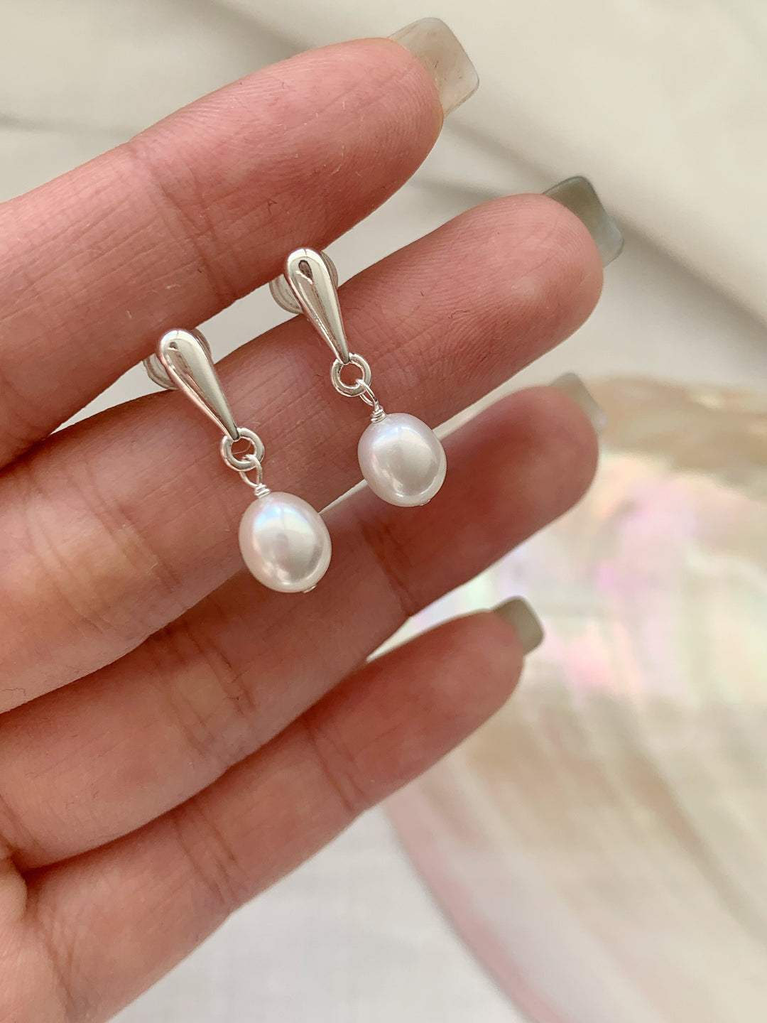 Minimalist Teardrop Freshwater Pearl Bridal Drop Earrings