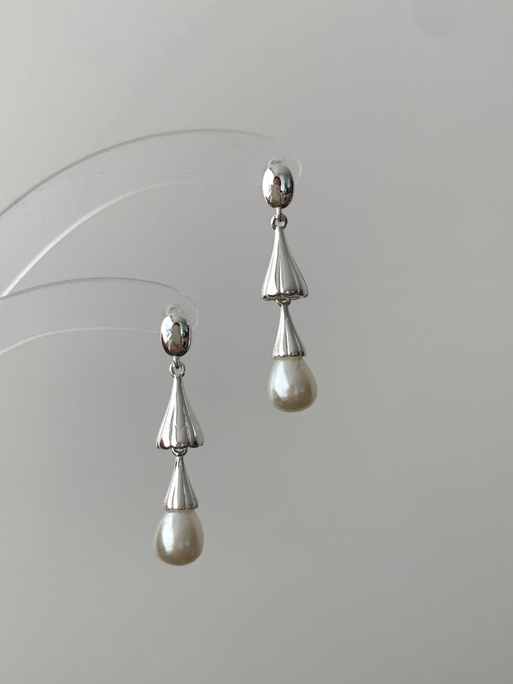 Vintage Teardrop Pearl Bridal Drop Earrings