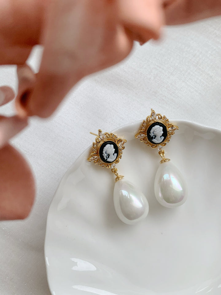 Vintage Large Pearls Cameo Earrings