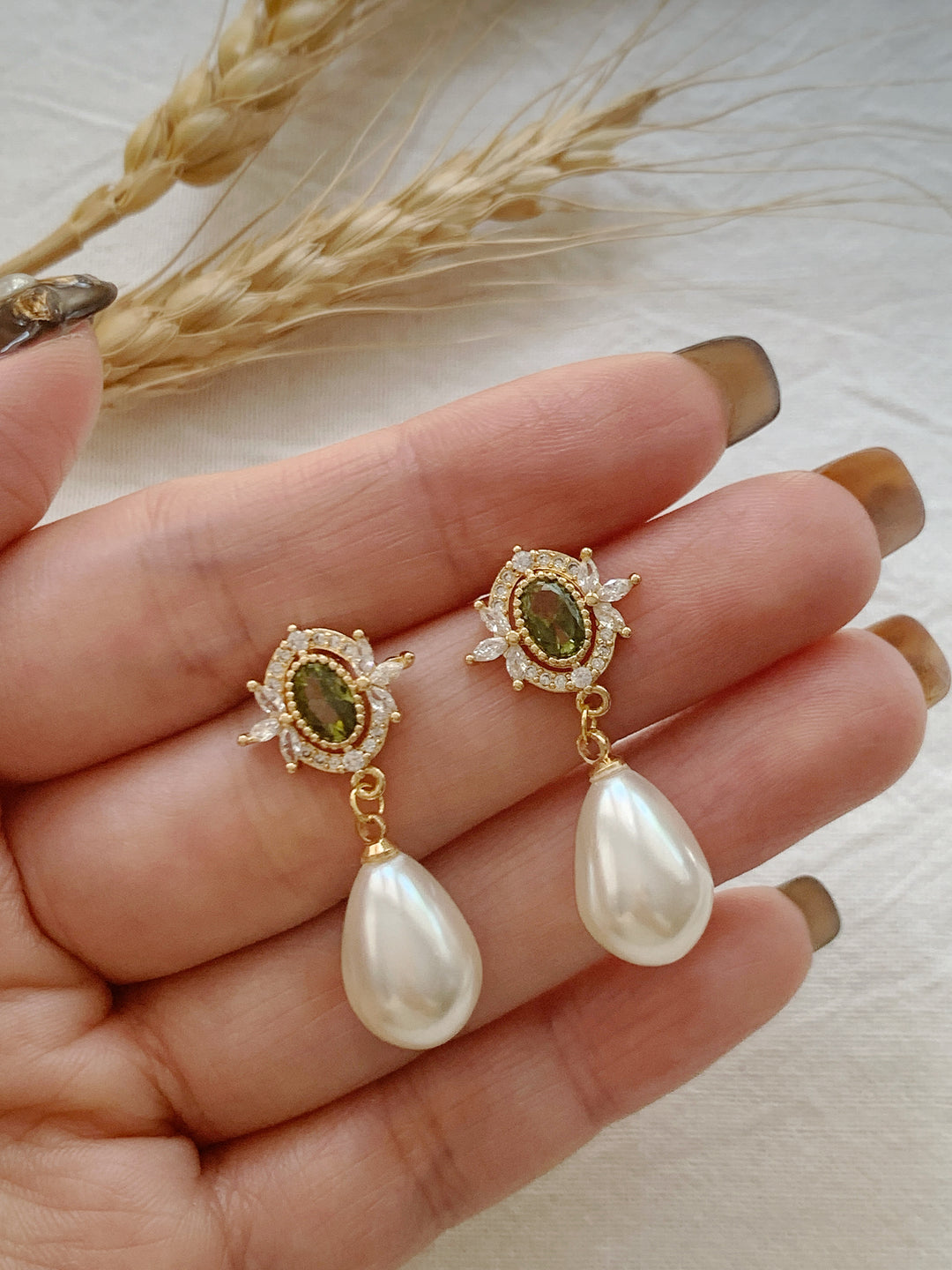 Vintage Green Zircon Pearl Earrings